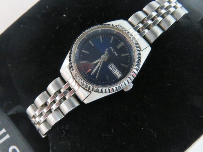 Pulsar PN8001 Women's Dress Silver-Tone Band Day/Date Blue Dial Watch